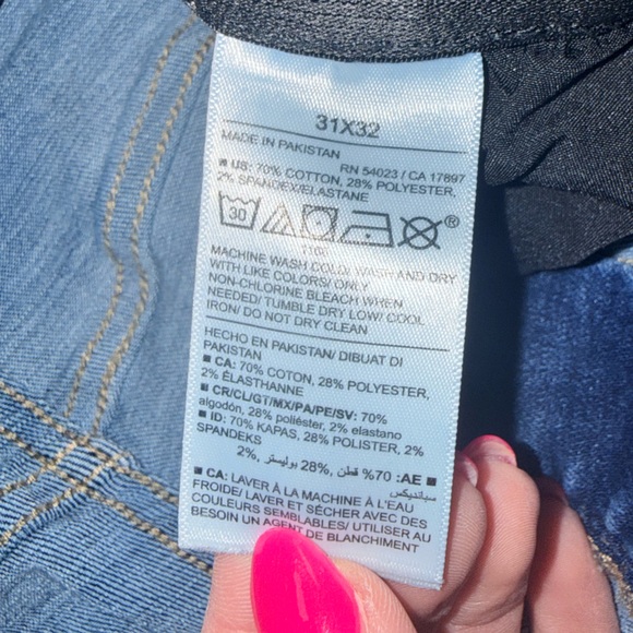 Old Navy Men’s Straight Jeans 31x32 Built Tough Denim Bundle 2 Pair - Picture 10 of 10